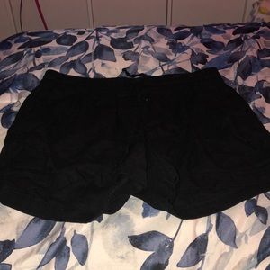 Old Navy L black linen shorts